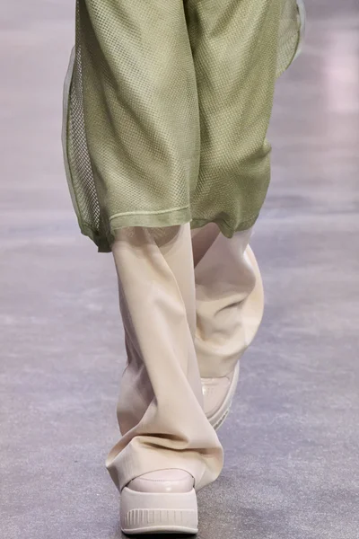 Look 44